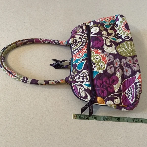 Vera Bradley Eloise Quilted Shoulder Bag in “Plum Crazy” (retired pattern) 💜💚 - Picture 8 of 15